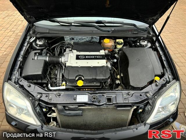 Черный Опель Вектра, объемом двигателя 32 л и пробегом 206 тыс. км за 5500 $, фото 5 на Automoto.ua