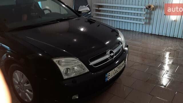 Черный Опель Вектра, объемом двигателя 3.2 л и пробегом 200 тыс. км за 4600 $, фото 4 на Automoto.ua