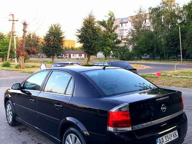 Черный Опель Вектра, объемом двигателя 22 л и пробегом 300 тыс. км за 3700 $, фото 11 на Automoto.ua