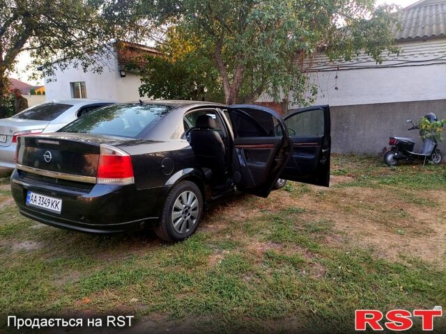 Черный Опель Вектра, объемом двигателя 22 л и пробегом 300 тыс. км за 3700 $, фото 7 на Automoto.ua