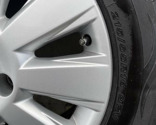 Черный Опель Вектра, объемом двигателя 2.2 л и пробегом 247 тыс. км за 5250 $, фото 16 на Automoto.ua