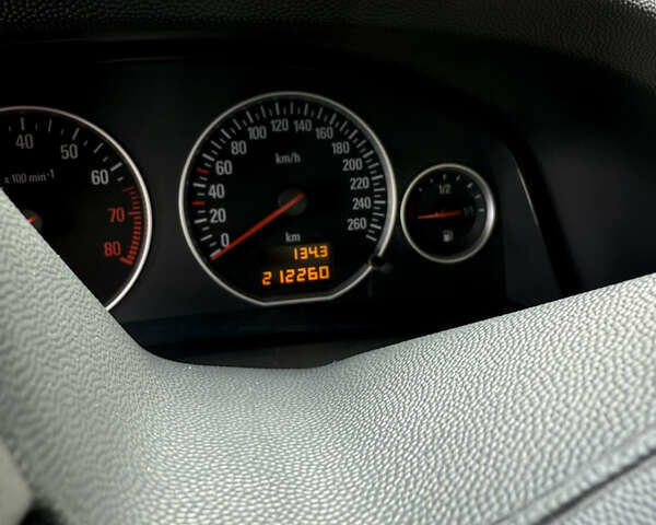 Черный Опель Вектра, объемом двигателя 1.8 л и пробегом 212 тыс. км за 5000 $, фото 5 на Automoto.ua