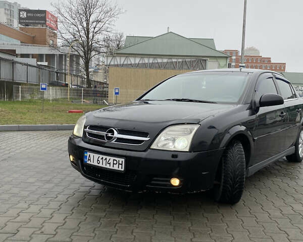 Черный Опель Вектра, объемом двигателя 2.2 л и пробегом 333 тыс. км за 3800 $, фото 1 на Automoto.ua