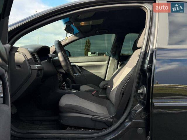 Опель Вектра 2004 у Одесі на Automoto.ua Чорний Опель Вектра, об'ємом двигуна 2.22 л та пробігом 451 тис. км за 4700 $, фото 7 на Automoto.ua