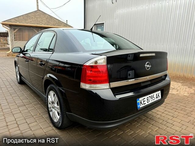 Черный Опель Вектра, объемом двигателя 32 л и пробегом 206 тыс. км за 5500 $, фото 3 на Automoto.ua