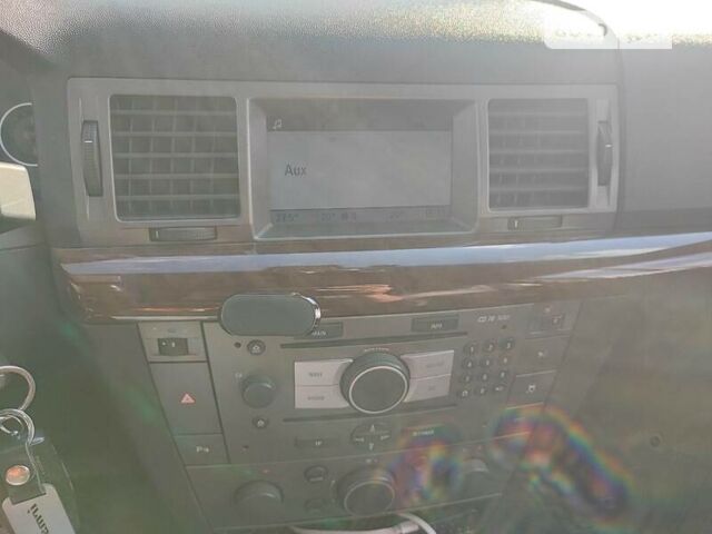 Черный Опель Вектра, объемом двигателя 3.2 л и пробегом 217 тыс. км за 6499 $, фото 43 на Automoto.ua