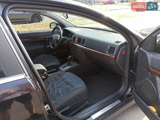 Чорний Опель Вектра, об'ємом двигуна 2.2 л та пробігом 140 тис. км за 7500 $, фото 9 на Automoto.ua