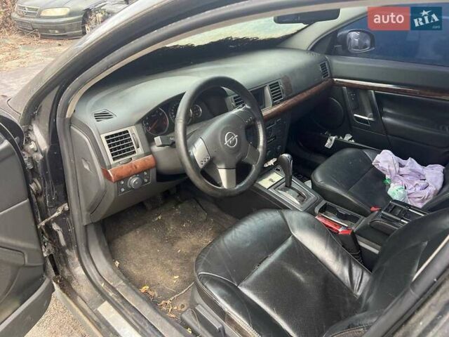 Опель Вектра 2004 в Киеве на Automoto.ua Черный Опель Вектра, объемом двигателя 2.2 л и пробегом 200 тыс. км за 2500 $, фото 3 на Automoto.ua