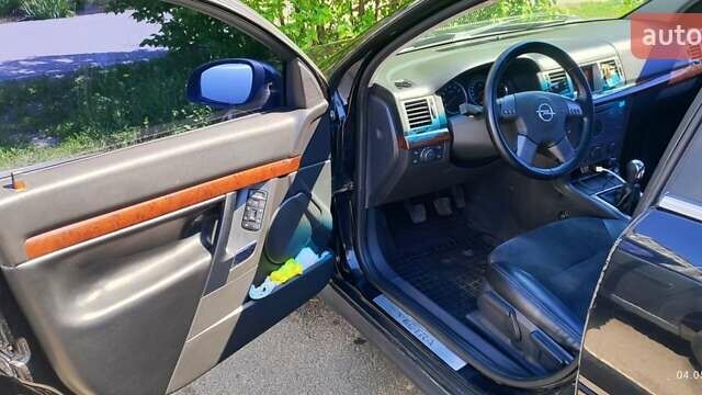 Опель Вектра 2004 в Полтаве на Automoto.ua Черный Опель Вектра, объемом двигателя 2.2 л и пробегом 295 тыс. км за 4600 $, фото 10 на Automoto.ua