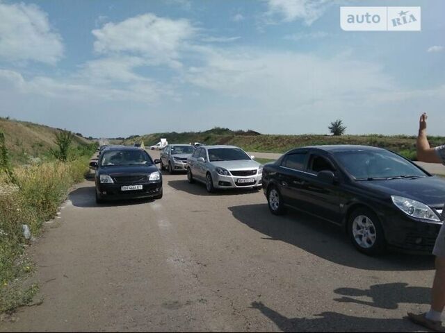 Черный Опель Вектра, объемом двигателя 3.2 л и пробегом 217 тыс. км за 6499 $, фото 9 на Automoto.ua