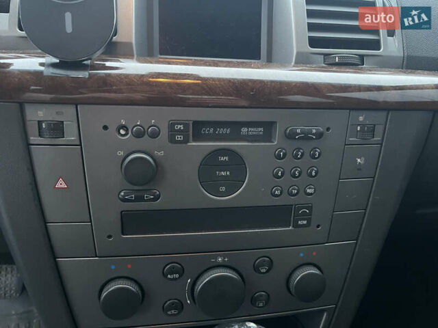 Чорний Опель Вектра, об'ємом двигуна 2.2 л та пробігом 333 тис. км за 3993 $, фото 9 на Automoto.ua