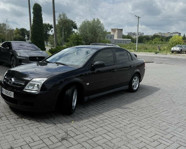 Черный Опель Вектра, объемом двигателя 1.8 л и пробегом 212 тыс. км за 5000 $, фото 1 на Automoto.ua