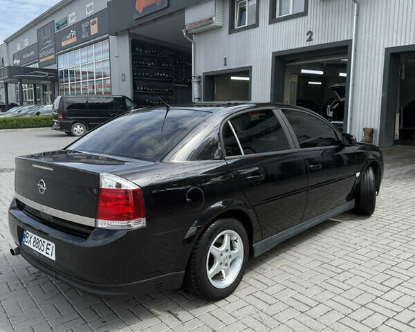 Черный Опель Вектра, объемом двигателя 1.8 л и пробегом 212 тыс. км за 5000 $, фото 7 на Automoto.ua