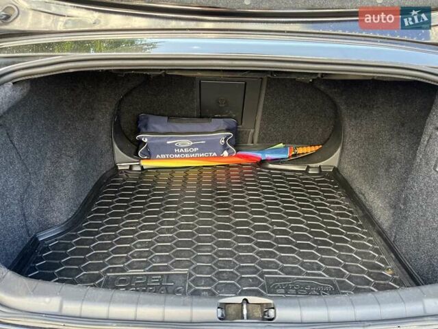 Черный Опель Вектра, объемом двигателя 1.8 л и пробегом 186 тыс. км за 4900 $, фото 8 на Automoto.ua