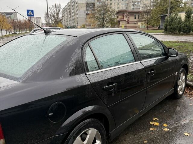 Опель Вектра 2004 у Сумах на Automoto.ua Чорний Опель Вектра, об'ємом двигуна 2.2 л та пробігом 370 тис. км за 3500 $, фото 2 на Automoto.ua