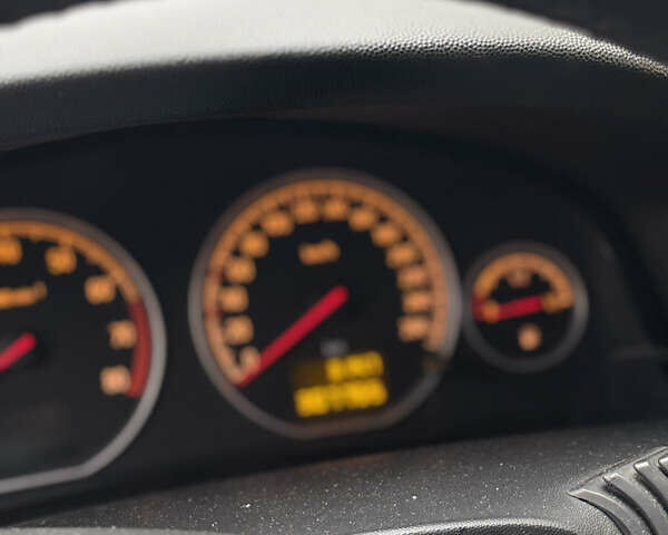 Черный Опель Вектра, объемом двигателя 2.2 л и пробегом 307 тыс. км за 3700 $, фото 16 на Automoto.ua