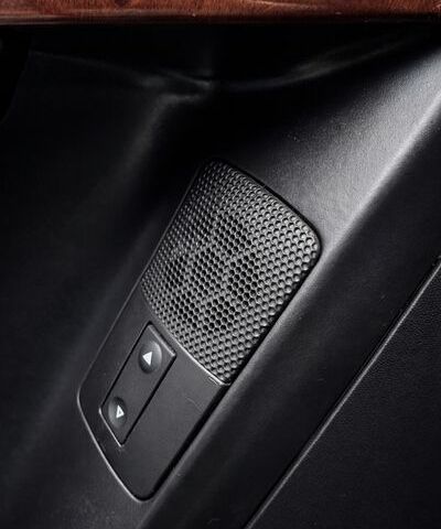 Черный Опель Вектра, объемом двигателя 2.2 л и пробегом 274 тыс. км за 5000 $, фото 27 на Automoto.ua