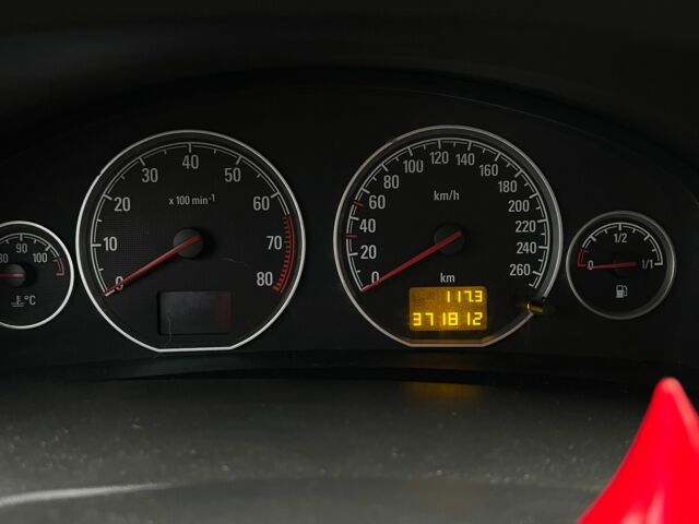 Опель Вектра 2004 в Нежине на Automoto.ua Черный Опель Вектра, объемом двигателя 2.2 л и пробегом 370 тыс. км за 3200 $, фото 9 на Automoto.ua