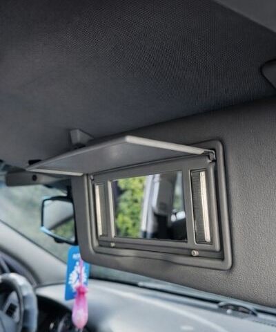 Черный Опель Вектра, объемом двигателя 2.2 л и пробегом 274 тыс. км за 5000 $, фото 31 на Automoto.ua