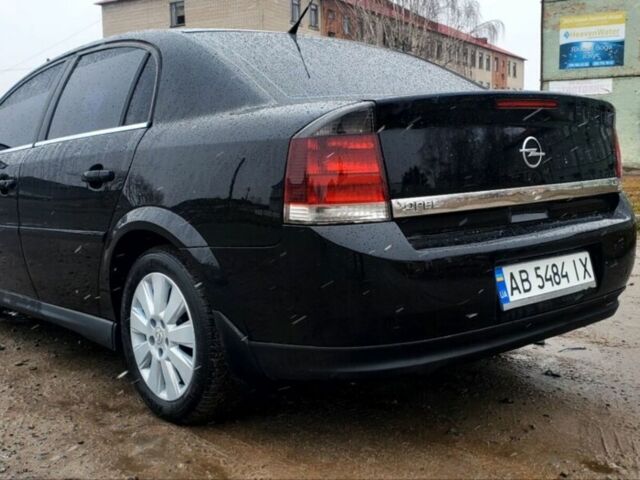 Черный Опель Вектра, объемом двигателя 2.2 л и пробегом 312 тыс. км за 4550 $, фото 6 на Automoto.ua