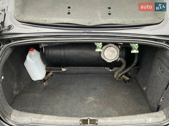 Черный Опель Вектра, объемом двигателя 2.2 л и пробегом 333 тыс. км за 3800 $, фото 10 на Automoto.ua