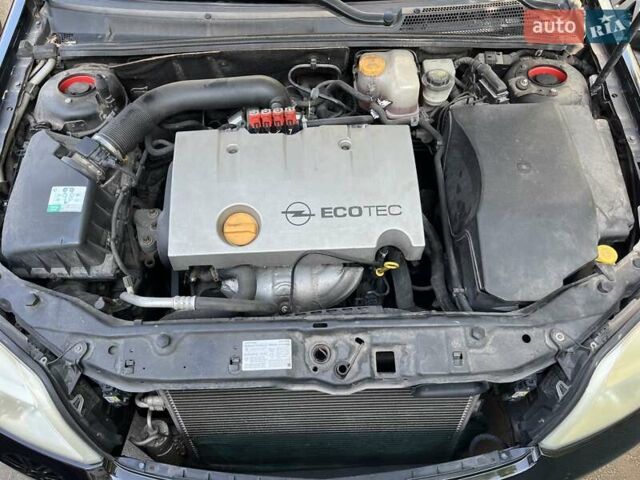 Черный Опель Вектра, объемом двигателя 1.8 л и пробегом 186 тыс. км за 4900 $, фото 9 на Automoto.ua