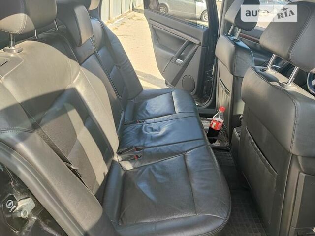 Черный Опель Вектра, объемом двигателя 3.2 л и пробегом 217 тыс. км за 6499 $, фото 37 на Automoto.ua