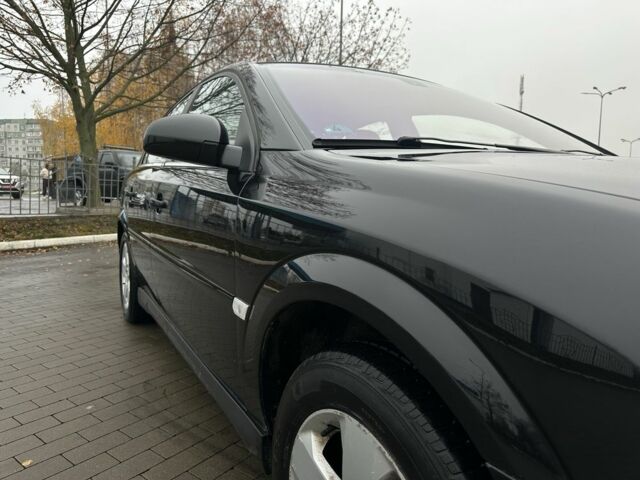 Черный Опель Вектра, объемом двигателя 2.2 л и пробегом 238 тыс. км за 3999 $, фото 7 на Automoto.ua