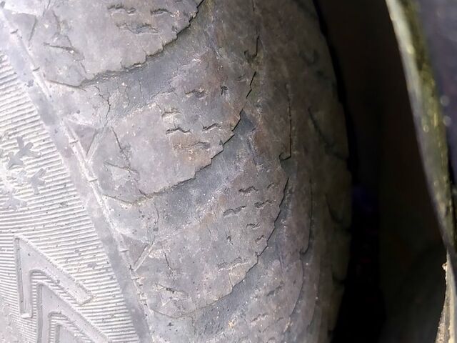 Чорний Опель Вектра, об'ємом двигуна 2.2 л та пробігом 0 тис. км за 2400 $, фото 1 на Automoto.ua