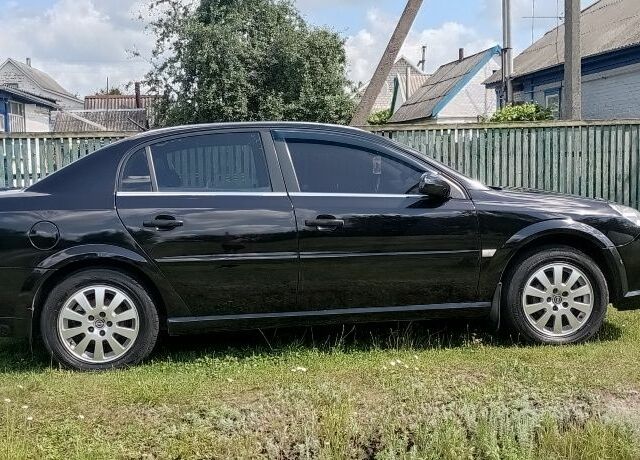 Черный Опель Вектра, объемом двигателя 2.2 л и пробегом 273 тыс. км за 5200 $, фото 8 на Automoto.ua