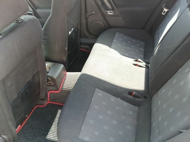 Черный Опель Вектра, объемом двигателя 1.6 л и пробегом 283 тыс. км за 3300 $, фото 8 на Automoto.ua