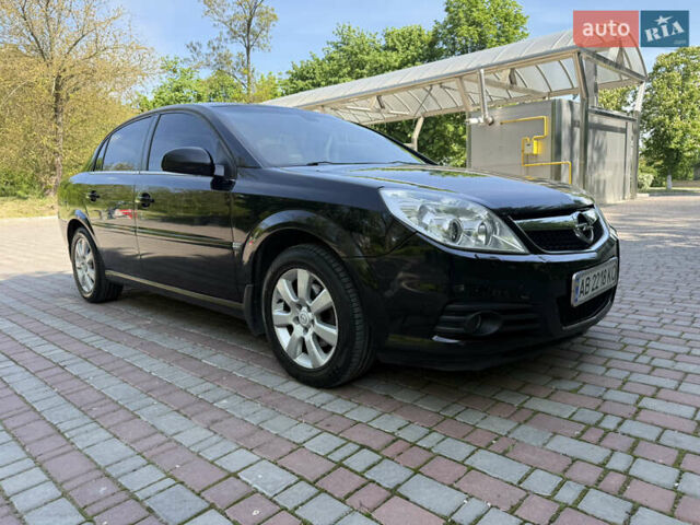Черный Опель Вектра, объемом двигателя 2.2 л и пробегом 295 тыс. км за 5100 $, фото 2 на Automoto.ua