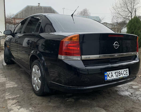 Черный Опель Вектра, объемом двигателя 1.6 л и пробегом 203 тыс. км за 4350 $, фото 7 на Automoto.ua