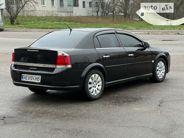 Черный Опель Вектра, объемом двигателя 2.2 л и пробегом 215 тыс. км за 4900 $, фото 3 на Automoto.ua