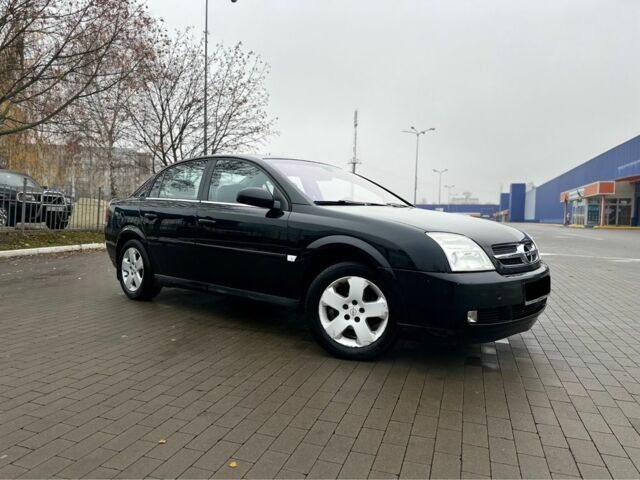 Черный Опель Вектра, объемом двигателя 2.2 л и пробегом 238 тыс. км за 3999 $, фото 6 на Automoto.ua