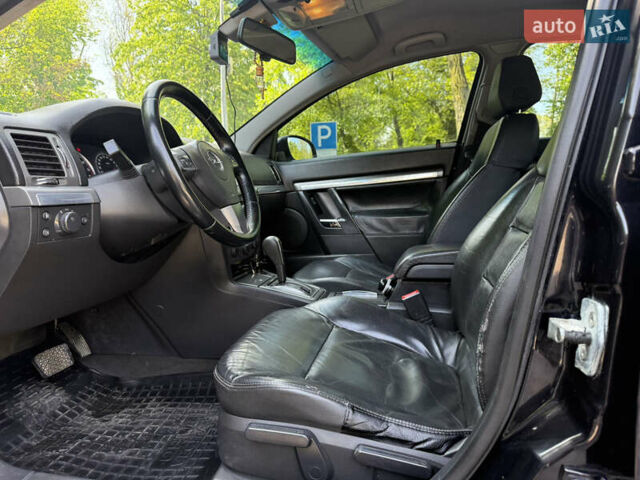 Черный Опель Вектра, объемом двигателя 2.2 л и пробегом 295 тыс. км за 5100 $, фото 54 на Automoto.ua