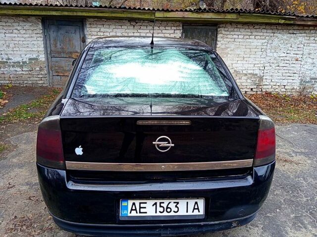 Черный Опель Вектра, объемом двигателя 2.2 л и пробегом 0 тыс. км за 2400 $, фото 6 на Automoto.ua