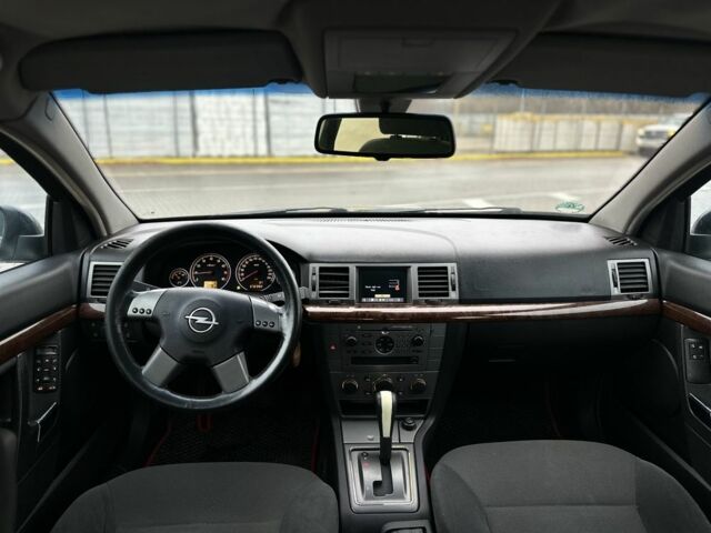 Черный Опель Вектра, объемом двигателя 2.2 л и пробегом 238 тыс. км за 3999 $, фото 15 на Automoto.ua