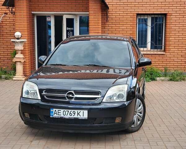 Черный Опель Вектра, объемом двигателя 2.2 л и пробегом 156 тыс. км за 4300 $, фото 1 на Automoto.ua