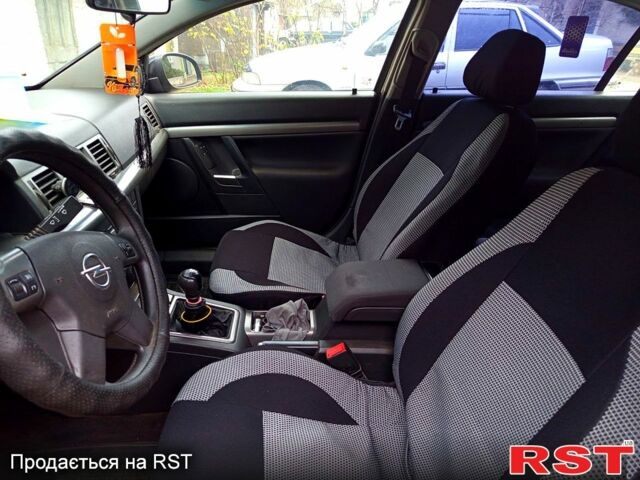 Чорний Опель Вектра, об'ємом двигуна 2.2 л та пробігом 0 тис. км за 2400 $, фото 11 на Automoto.ua