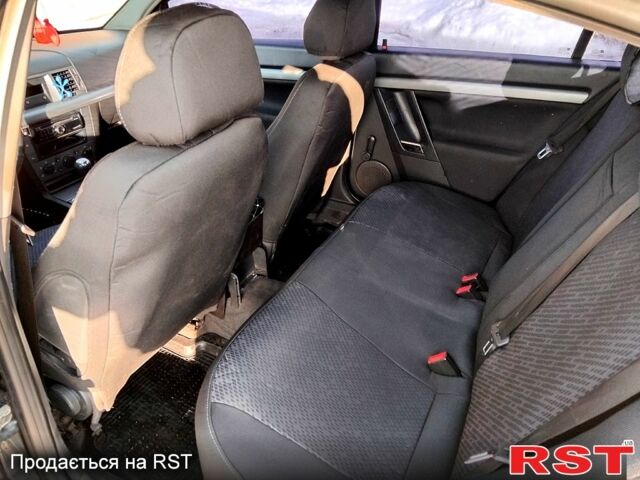 Черный Опель Вектра, объемом двигателя 1.8 л и пробегом 0 тыс. км за 4000 $, фото 8 на Automoto.ua