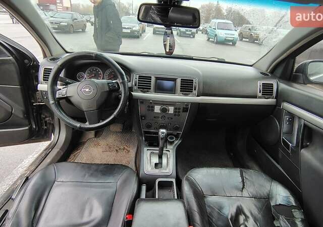 Чорний Опель Вектра, об'ємом двигуна 2.2 л та пробігом 335 тис. км за 3700 $, фото 4 на Automoto.ua