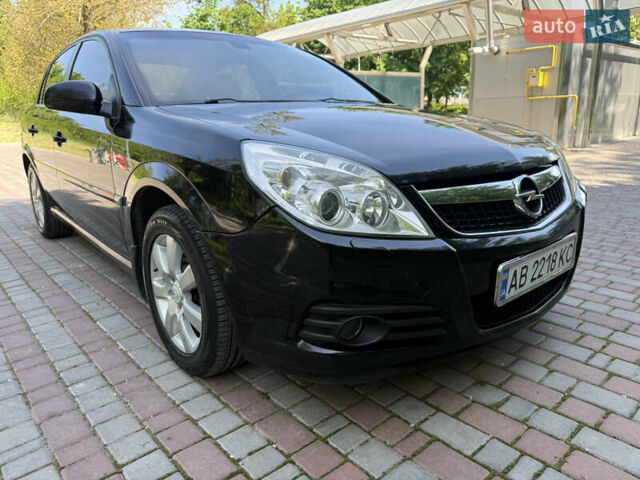 Черный Опель Вектра, объемом двигателя 2.2 л и пробегом 295 тыс. км за 5100 $, фото 3 на Automoto.ua