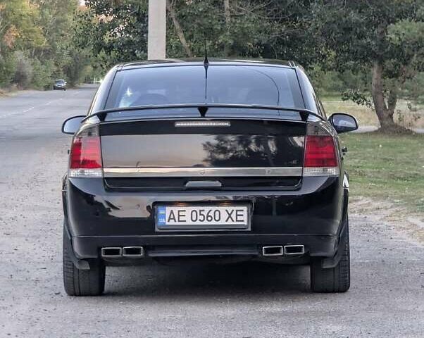 Чорний Опель Вектра, об'ємом двигуна 3.18 л та пробігом 243 тис. км за 4999 $, фото 9 на Automoto.ua