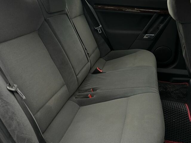 Черный Опель Вектра, объемом двигателя 2.2 л и пробегом 238 тыс. км за 3999 $, фото 19 на Automoto.ua