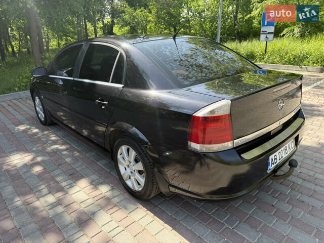 Черный Опель Вектра, объемом двигателя 2.2 л и пробегом 295 тыс. км за 5100 $, фото 22 на Automoto.ua