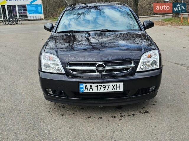 Черный Опель Вектра, объемом двигателя 2.2 л и пробегом 205 тыс. км за 3700 $, фото 2 на Automoto.ua