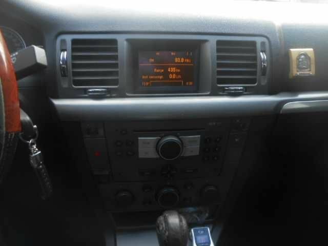 Черный Опель Вектра, объемом двигателя 2.2 л и пробегом 300 тыс. км за 3611 $, фото 16 на Automoto.ua