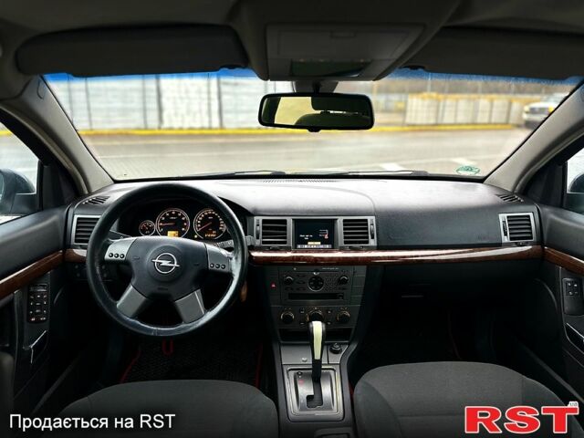 Чорний Опель Вектра, об'ємом двигуна 2.2 л та пробігом 238 тис. км за 3999 $, фото 10 на Automoto.ua