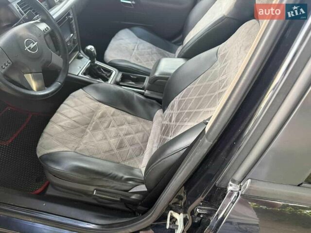 Чорний Опель Вектра, об'ємом двигуна 2.17 л та пробігом 215 тис. км за 2999 $, фото 3 на Automoto.ua
